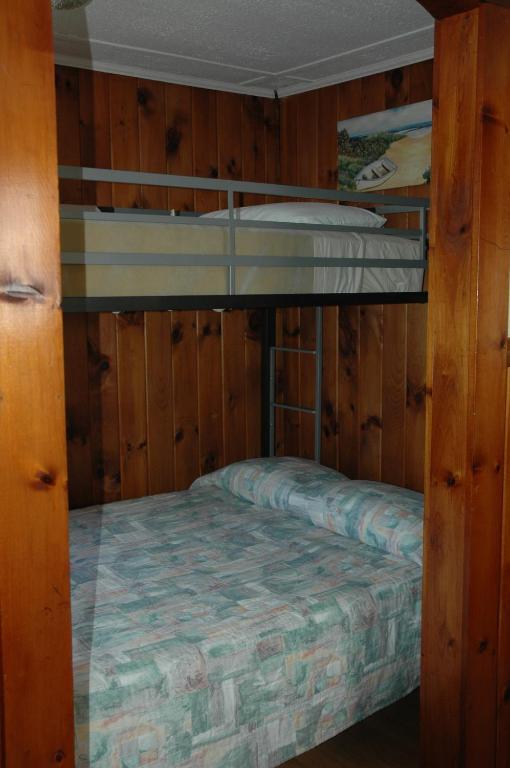 Channel Waterfront Cottages Weirs Beach Habitación foto