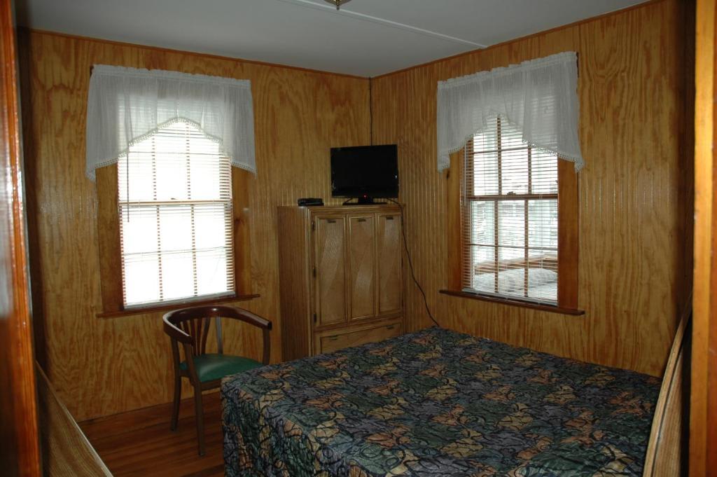 Channel Waterfront Cottages Weirs Beach Habitación foto