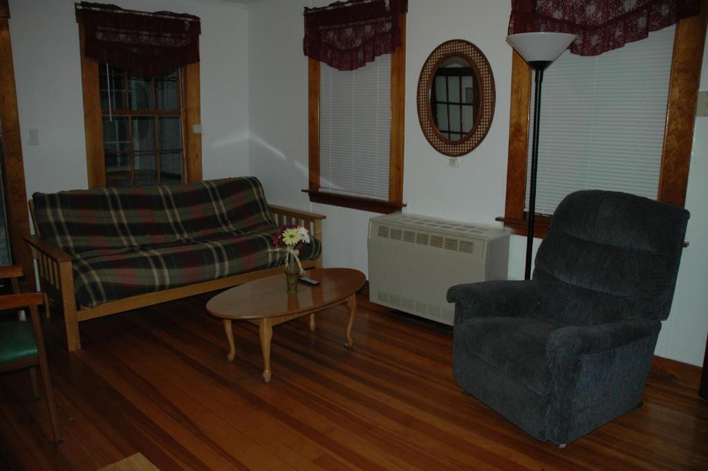 Channel Waterfront Cottages Weirs Beach Habitación foto