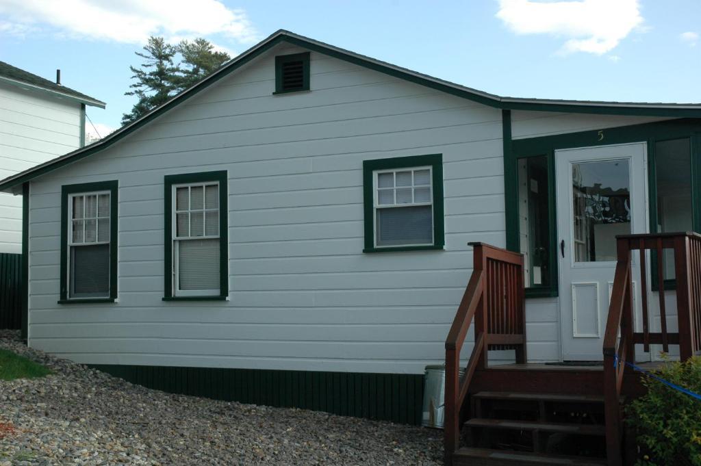 Channel Waterfront Cottages Weirs Beach Habitación foto